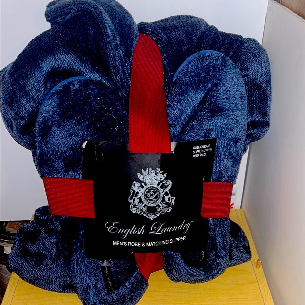 English Laundry Men’s Robe Matching Slippers size Large New